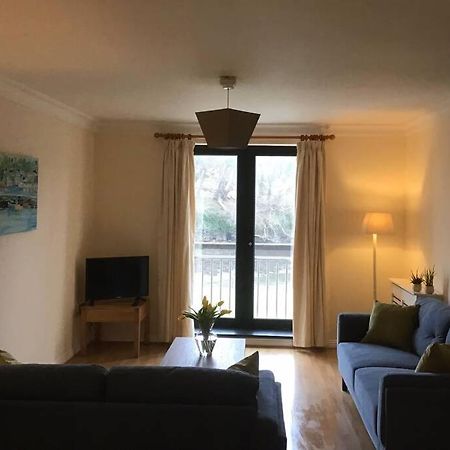 Waterfront Apartment Completely Refurbished 웨스트포트 외부 사진